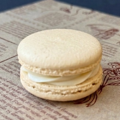 Vanilla Macaron