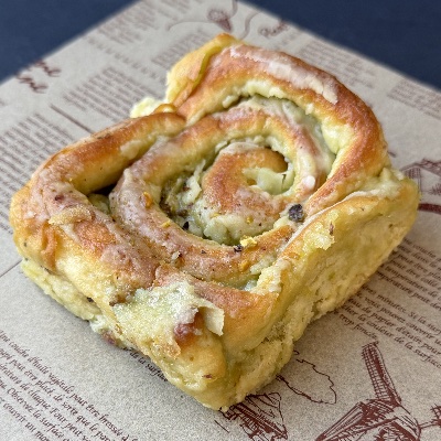 Pistachio Roll
